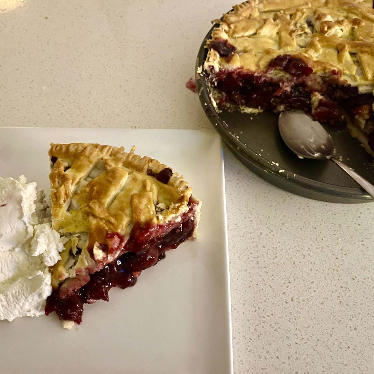 Delicious Homemade Cherry Pie Recipe