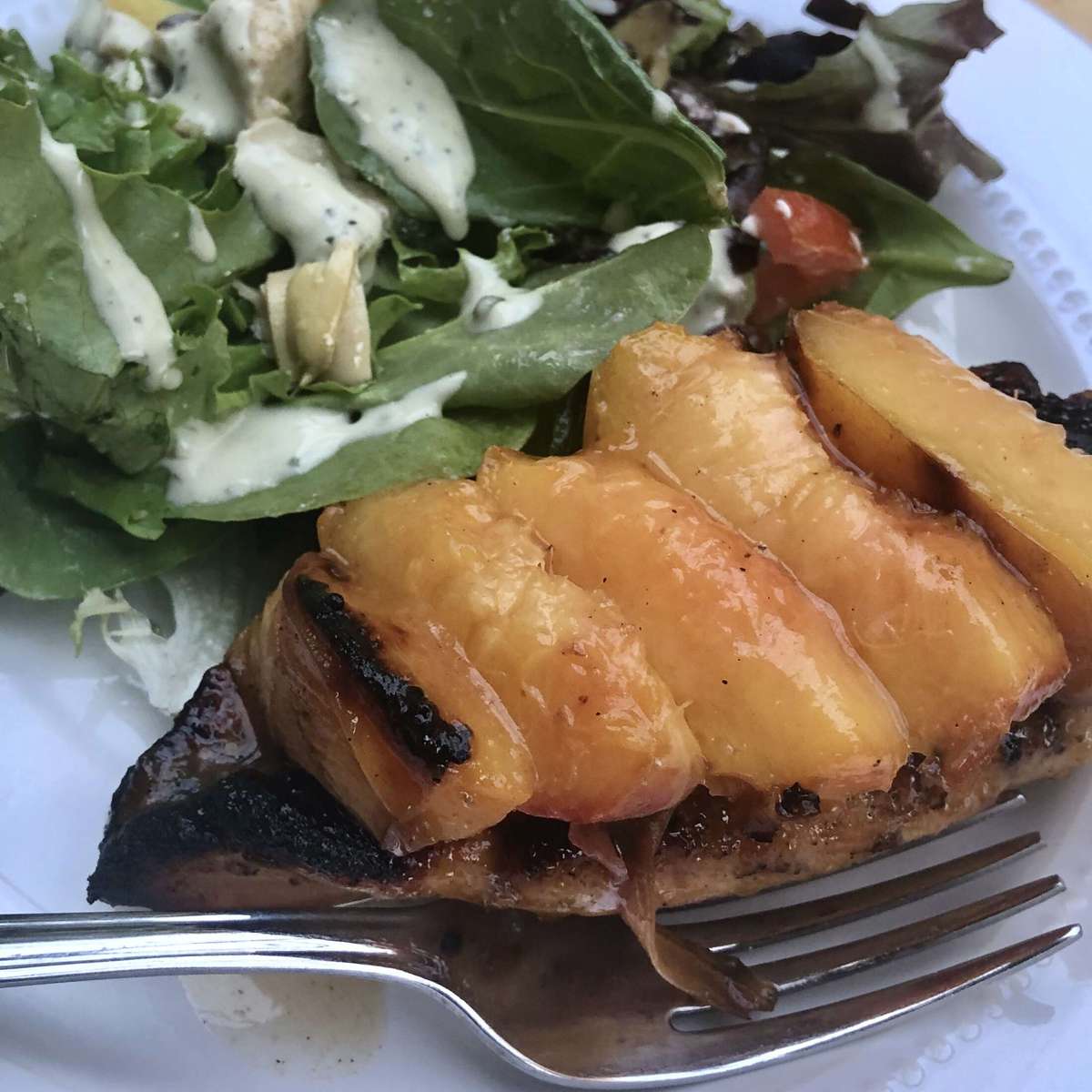 Grilled Chicken with Peach Sauce: Easy Summer Recipe