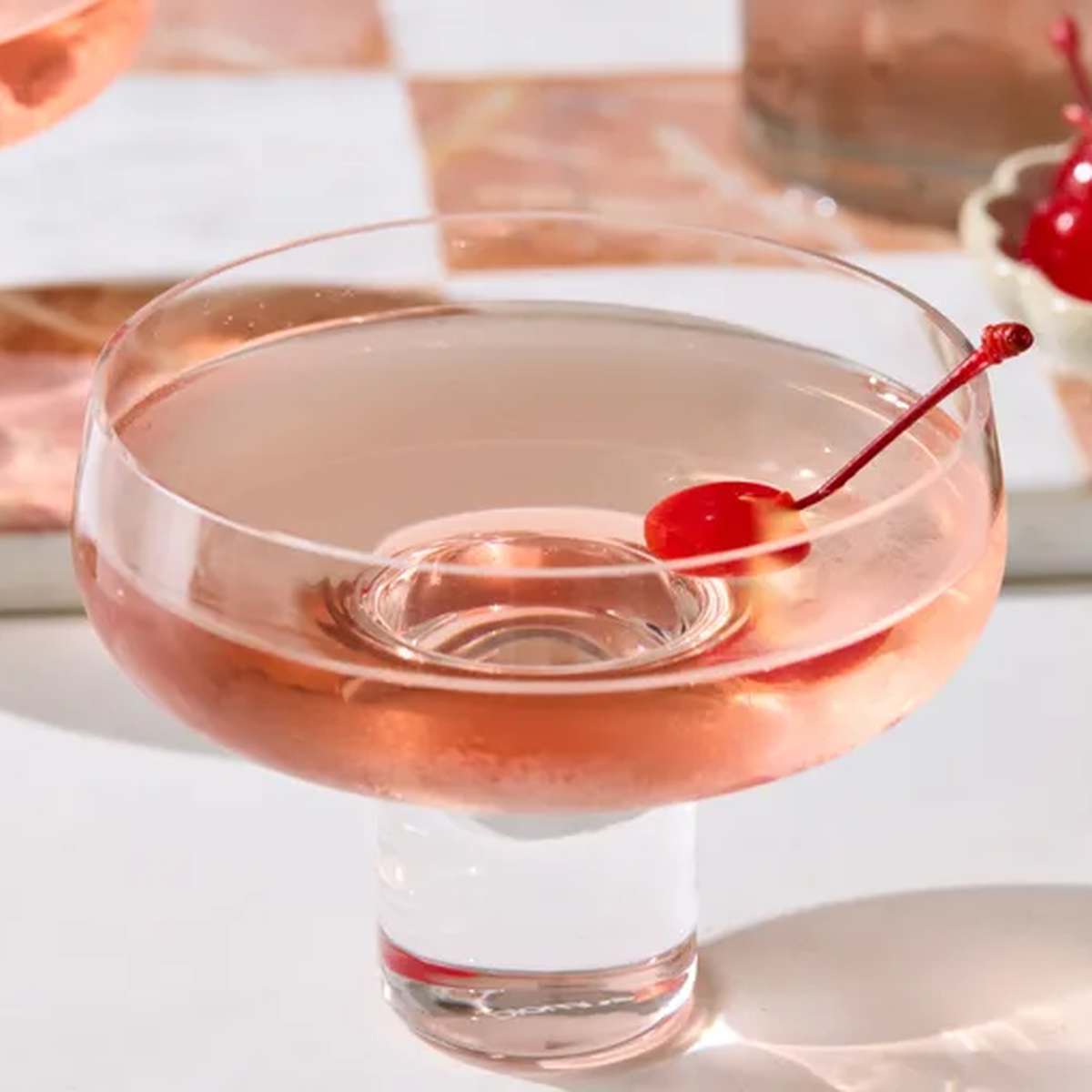 Irresistible Candy Apple Martini Recipe