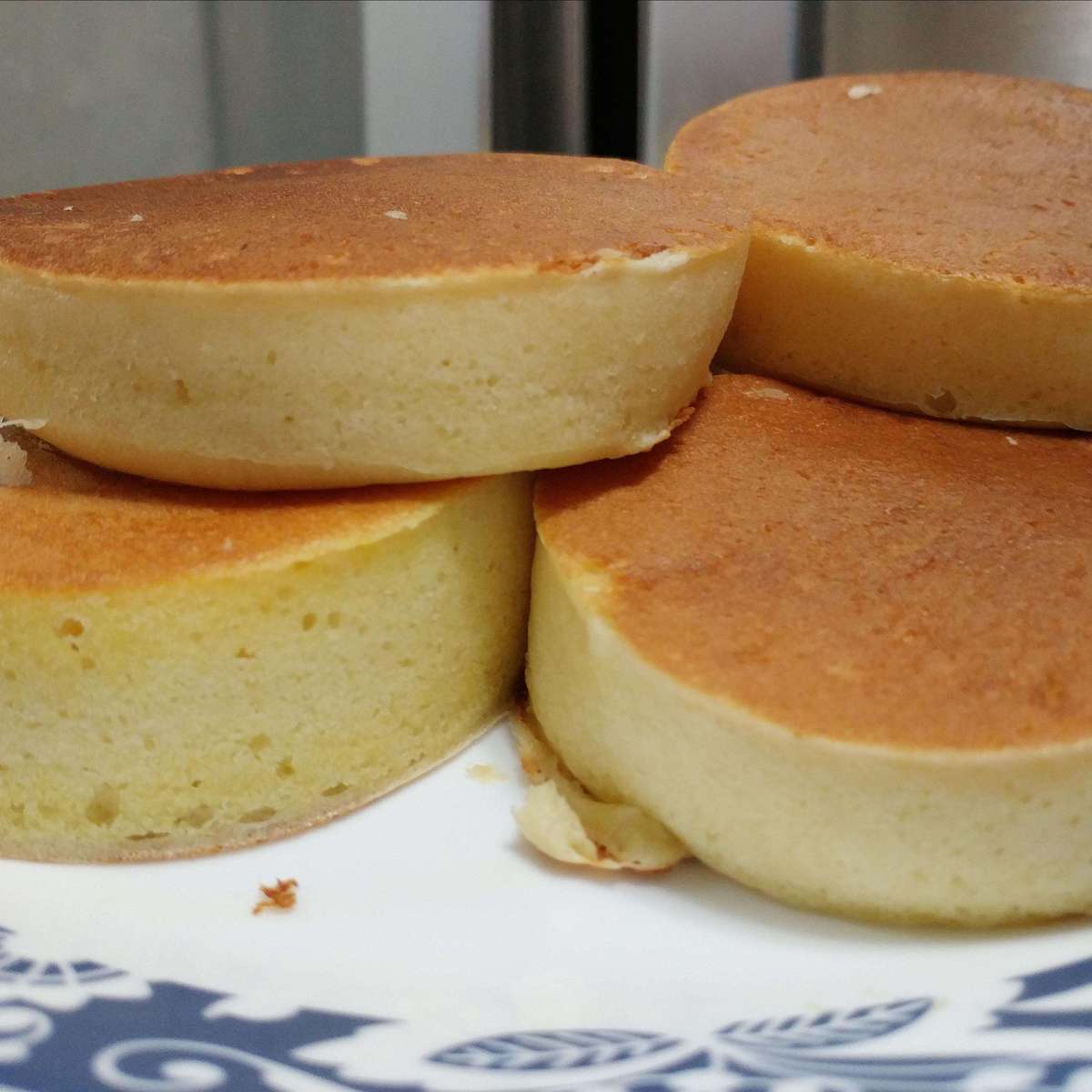 Ultra-Fluffy Japanese Soufflé Pancakes Recipe