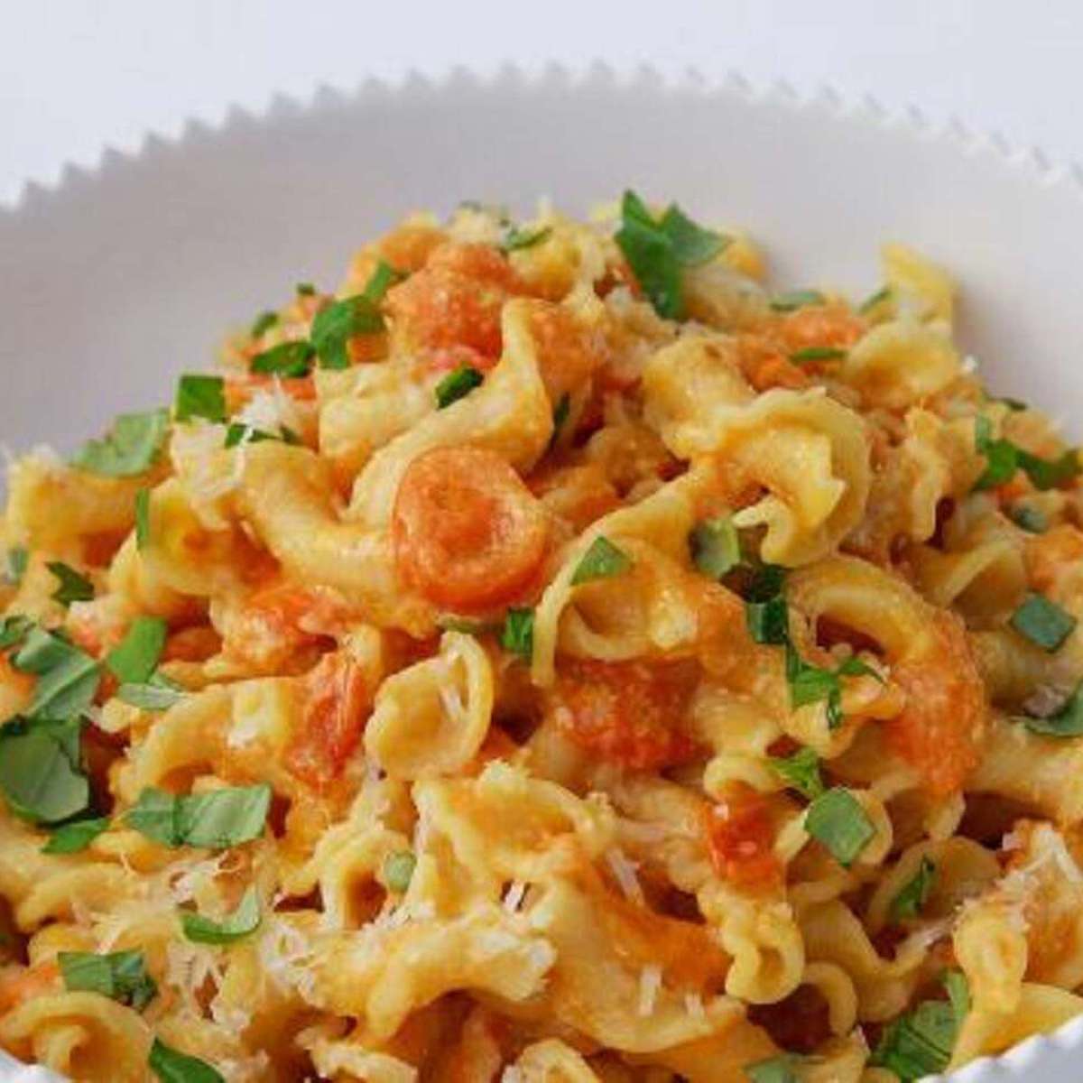 Campanelle Pasta with Cherry Tomato Sauce: A Quick & Easy Recipe
