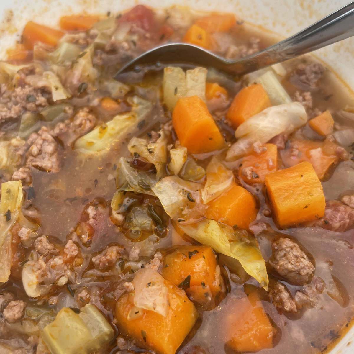 Easy Hamburger Soup Recipe with Cabbage