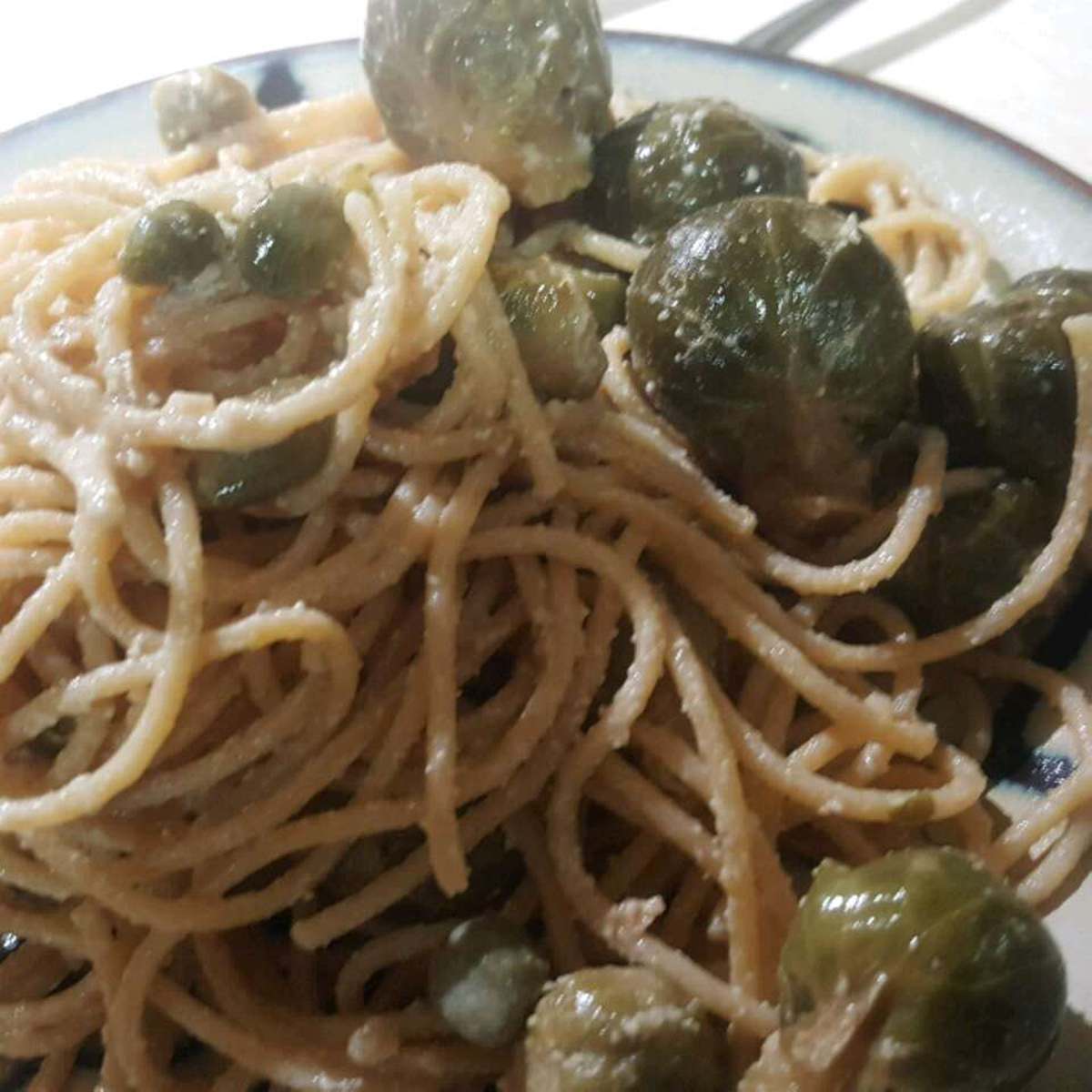 Brussels Sprout Spaghetti: A Quick & Easy Dinner Recipe