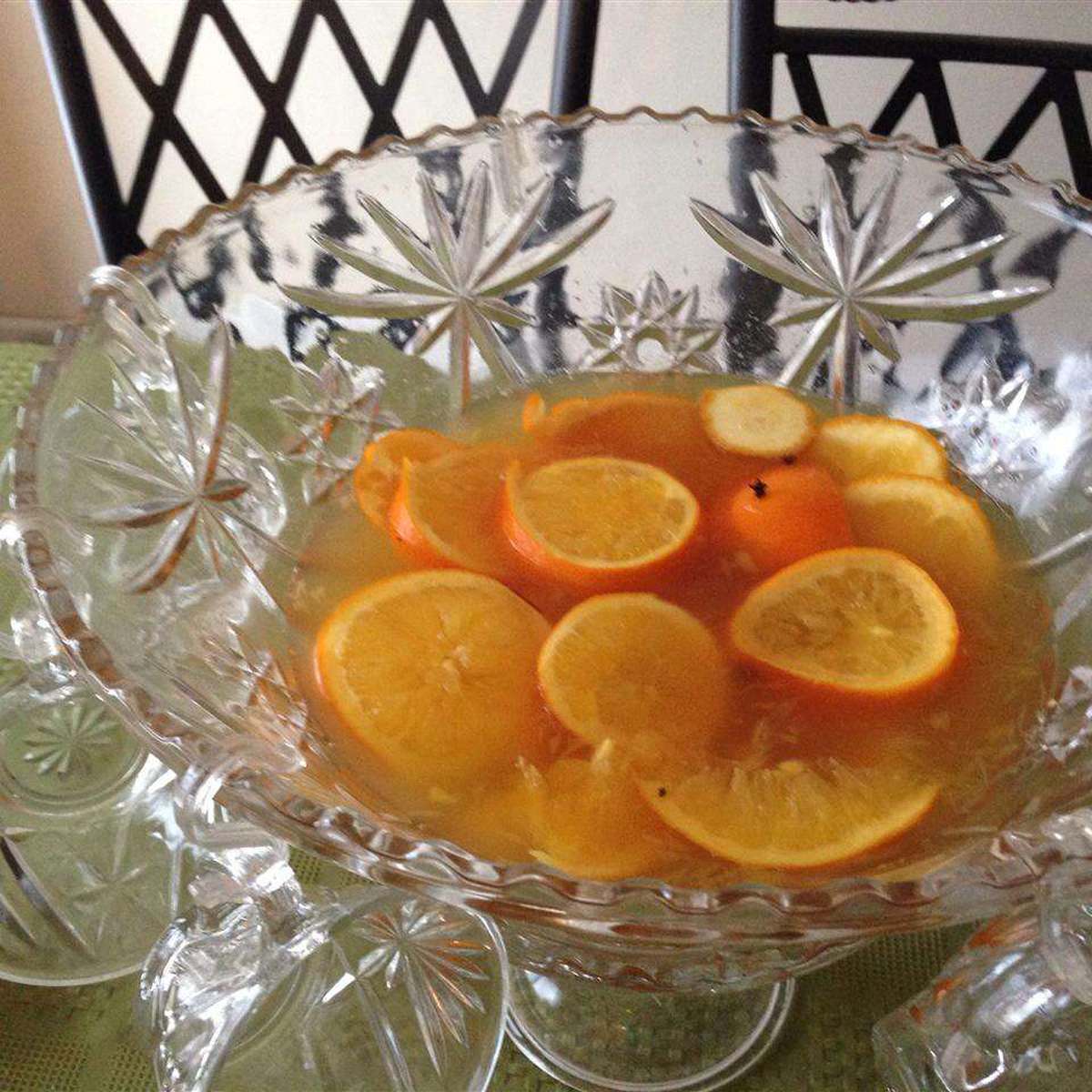 Easy & Delicious Warm Autumn Punch Recipe