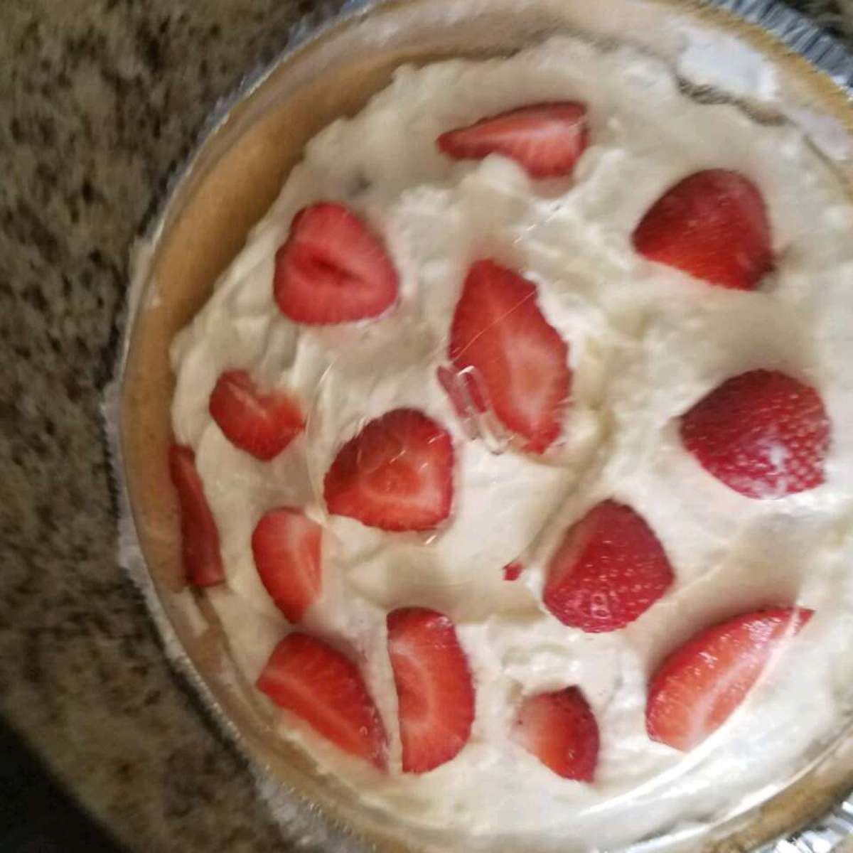 No-Bake Sugar-Free Strawberry Cheesecake: A Guilt-Free Dessert