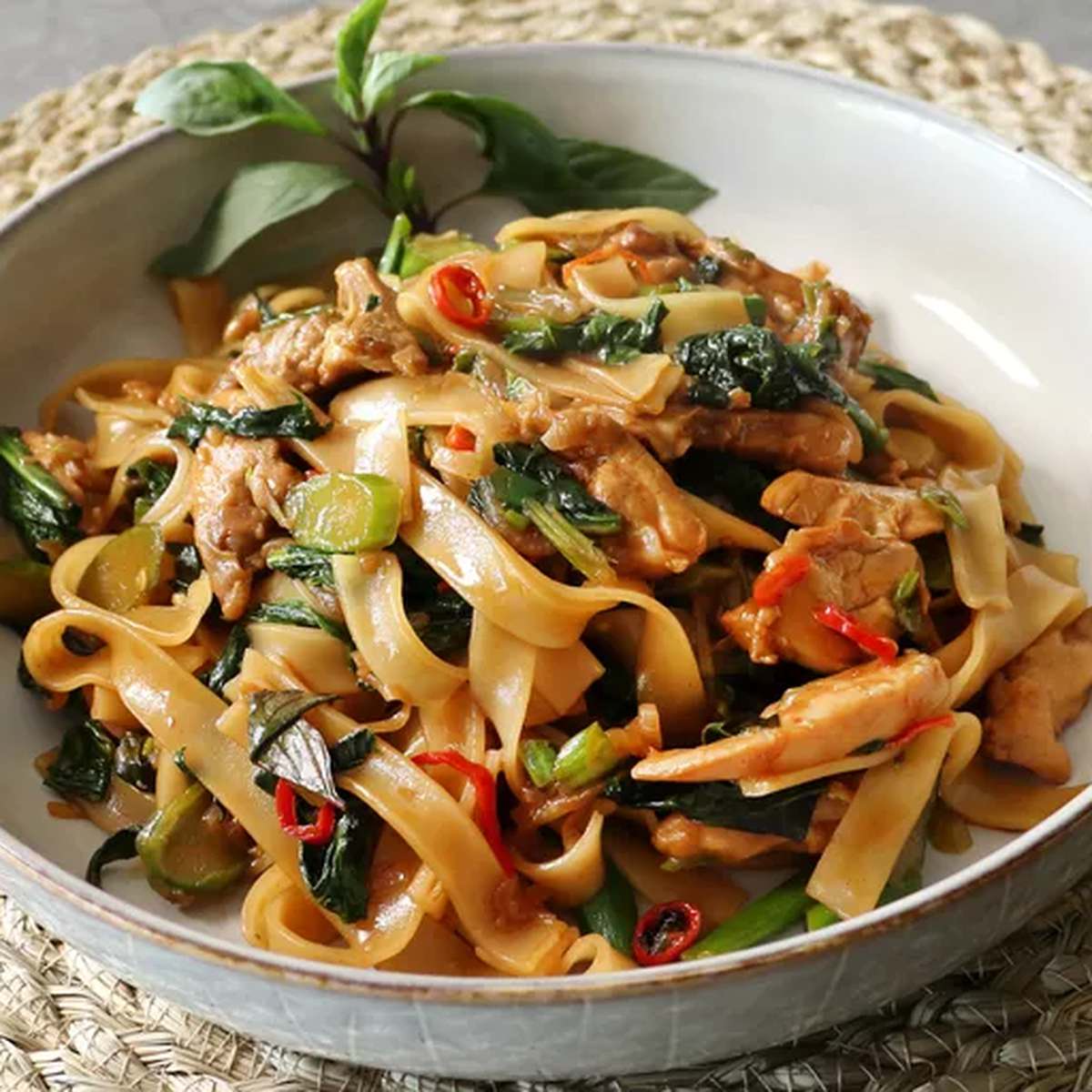 Authentic Drunken Noodles Recipe (Pad Kee Mao)
