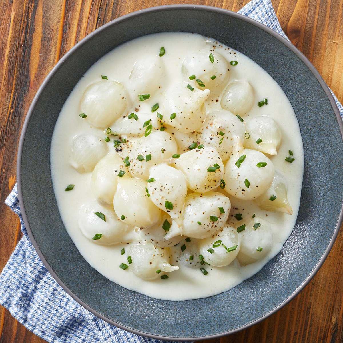Classic Creamed Onions Recipe: A Family Favorite