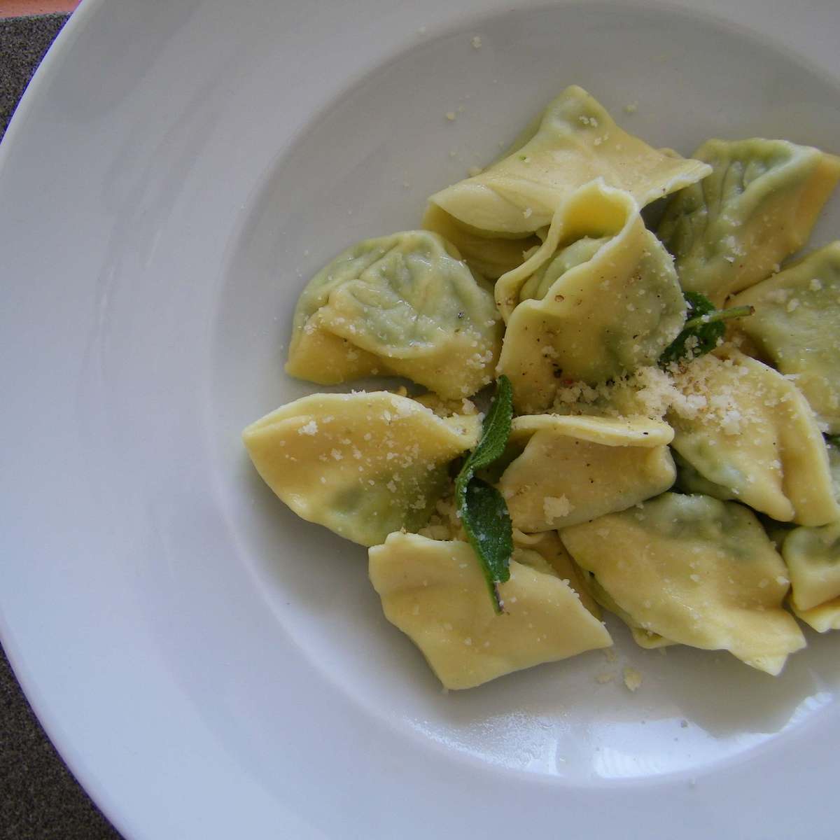 Spinach and Ricotta Tortellini Recipe