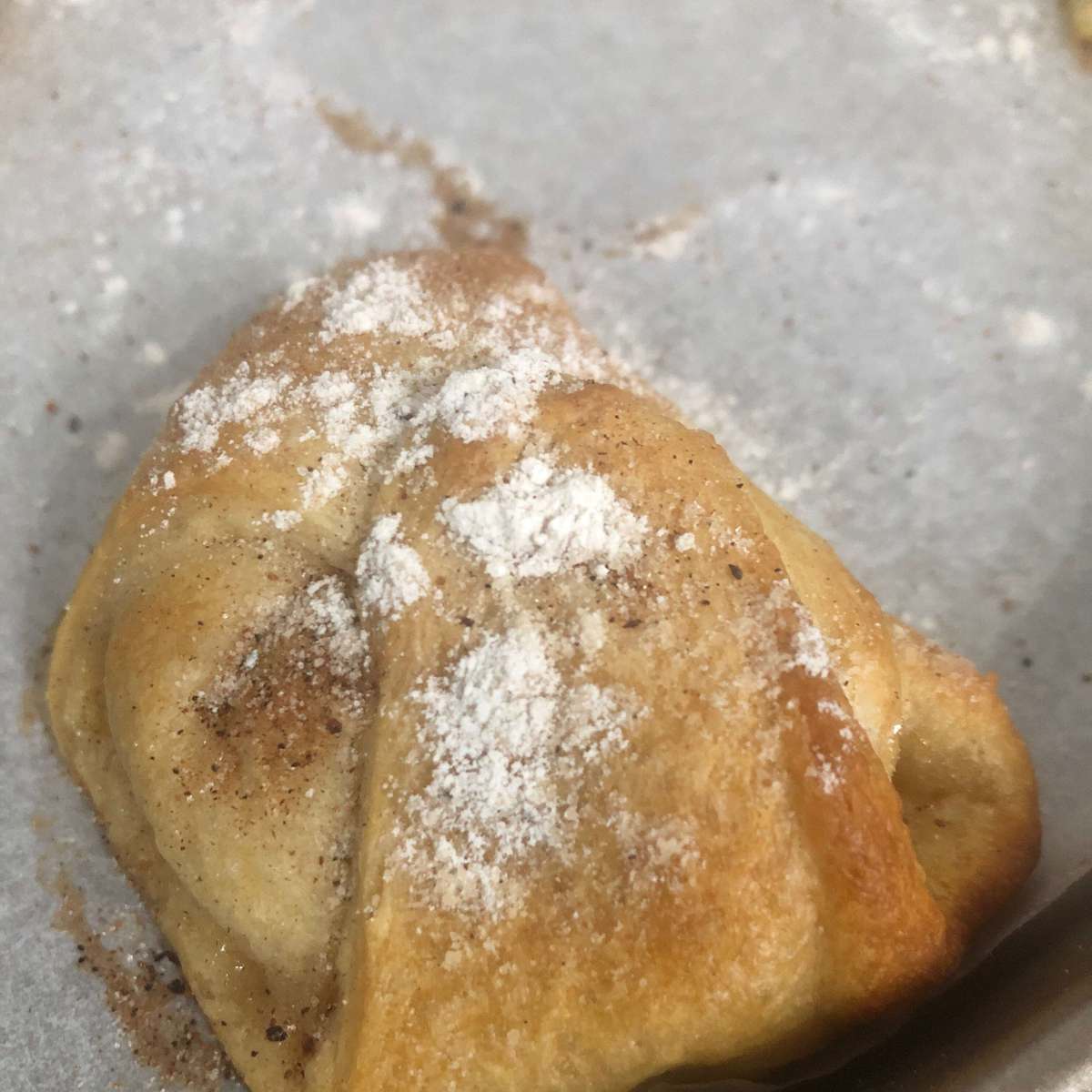 Easy Apple Pie Crescents Recipe