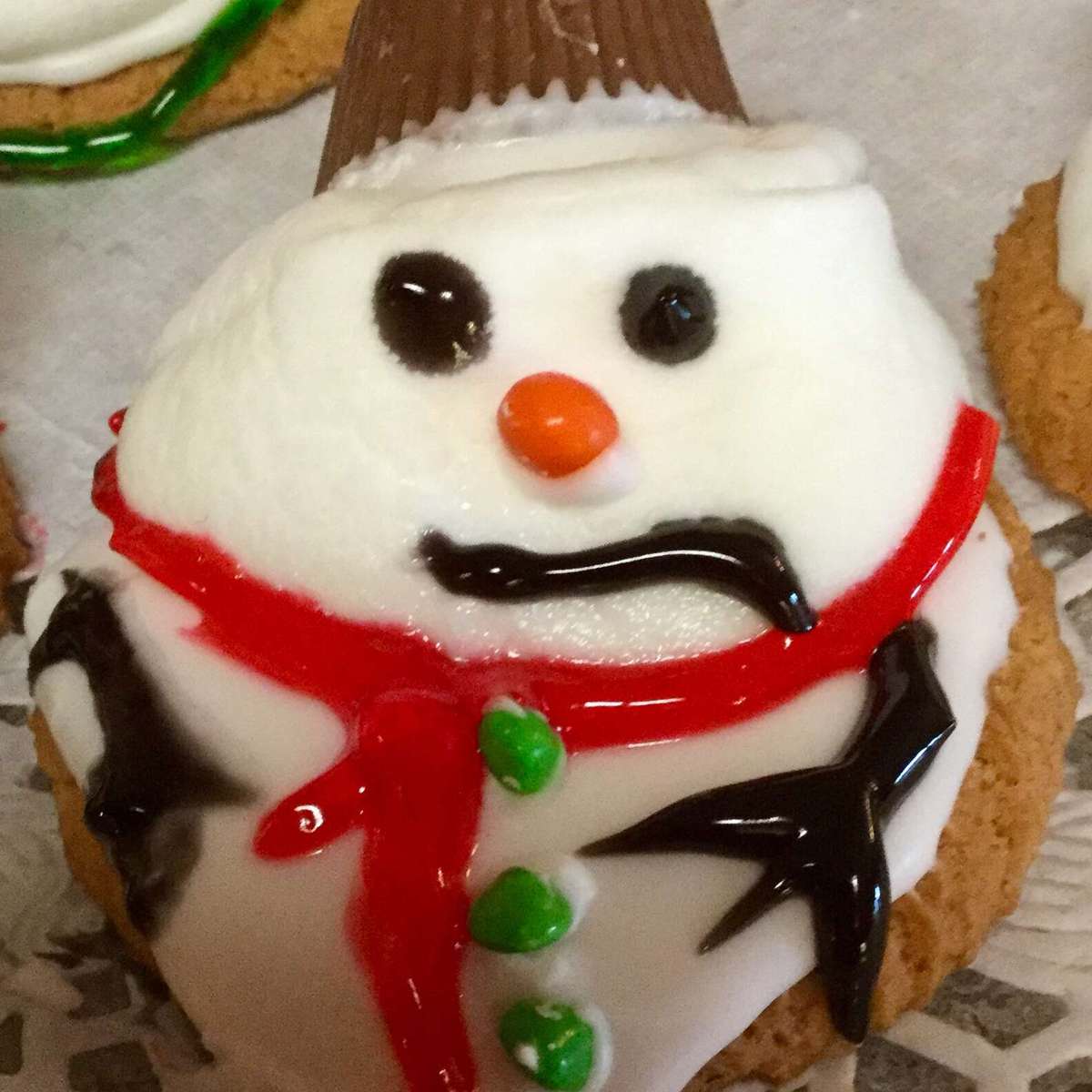 Melted Snowman Cookies Recipe: A Festive Holiday Treat