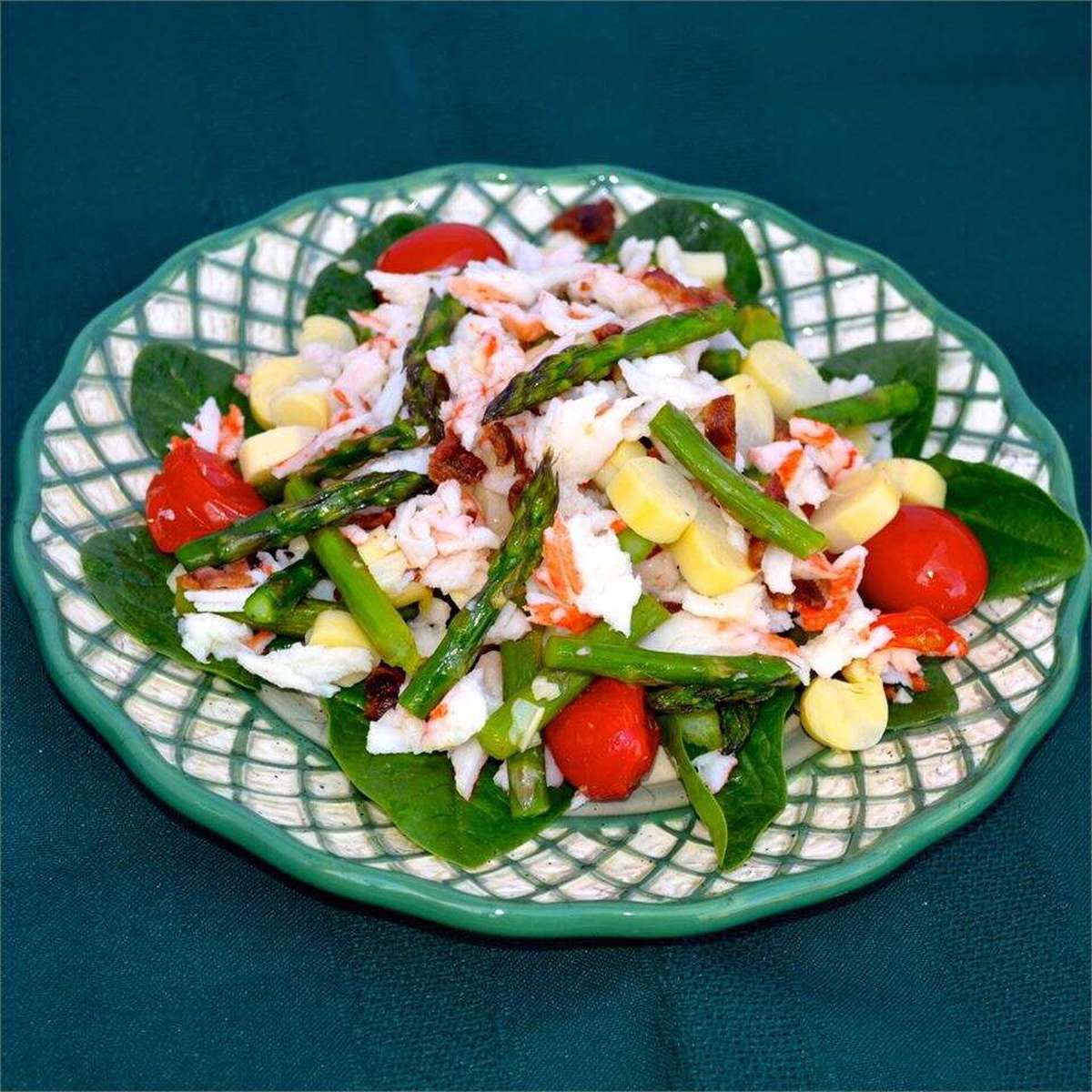 Delicious Asparagus and Crab Salad Recipe
