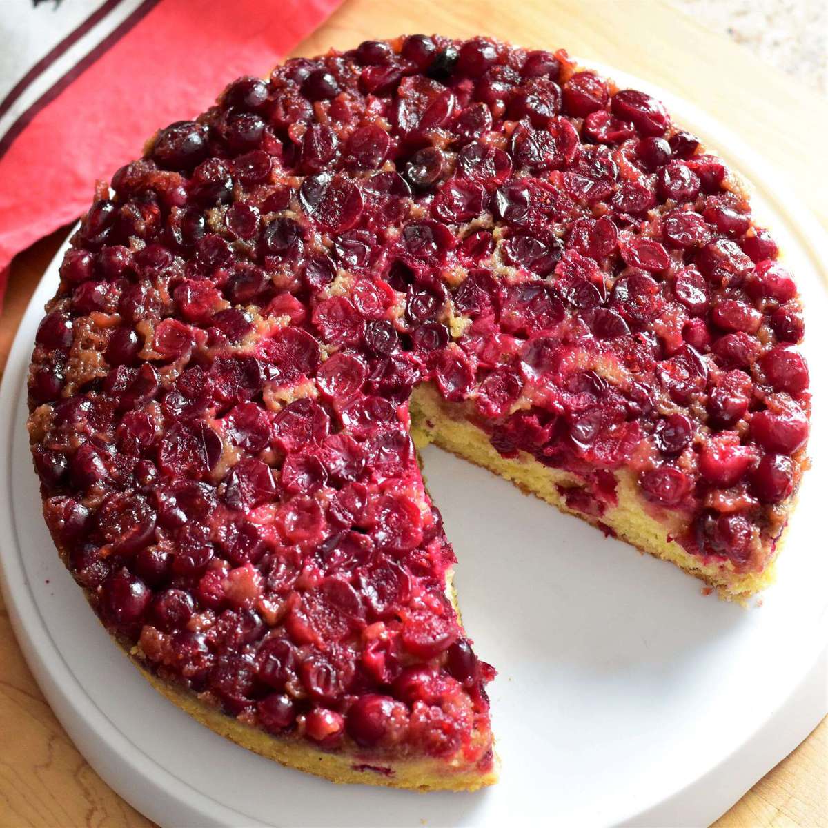 Easy Cranberry Upside-Down Cake Recipe