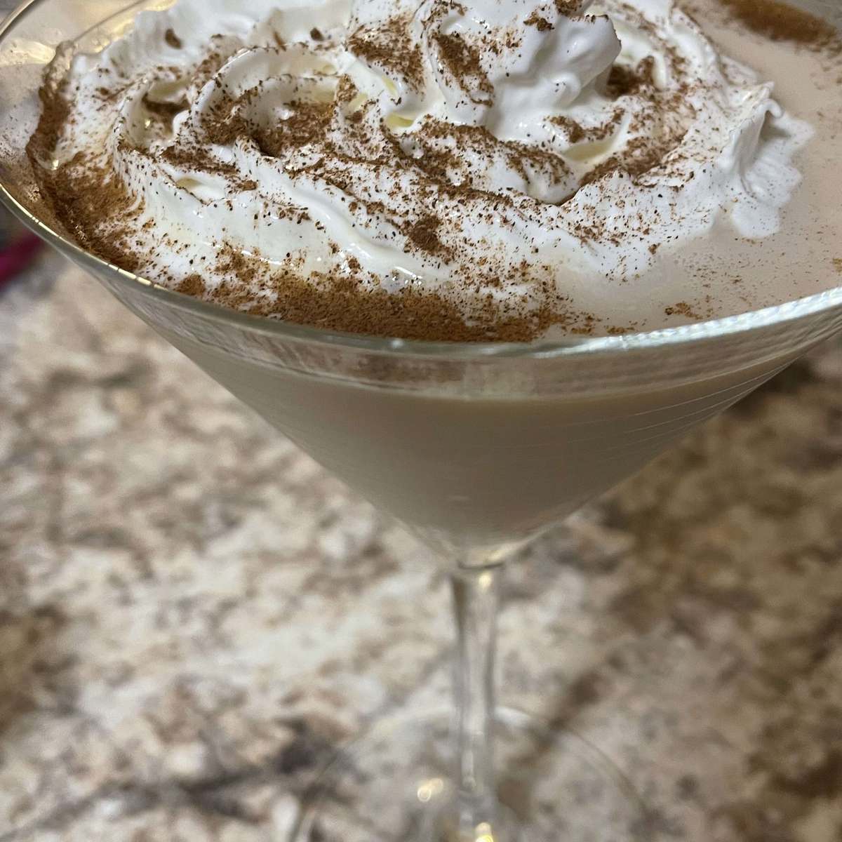 Irresistible Pumpkin Spice Martini: The Ultimate Fall Cocktail