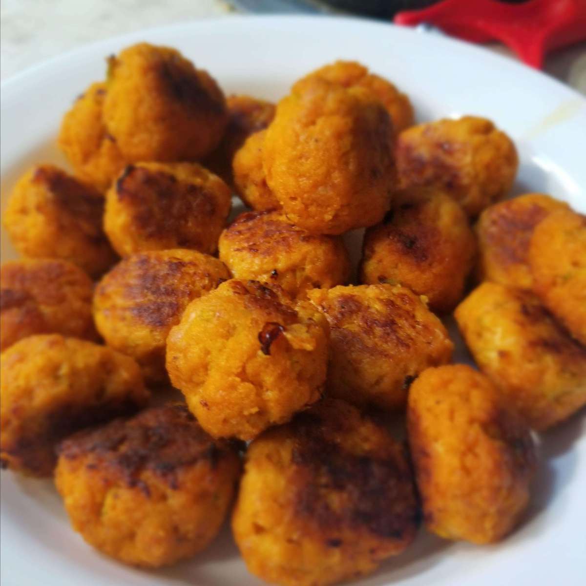 The BEST Rich and Creamy Blue Cheese Dressing Recipe!