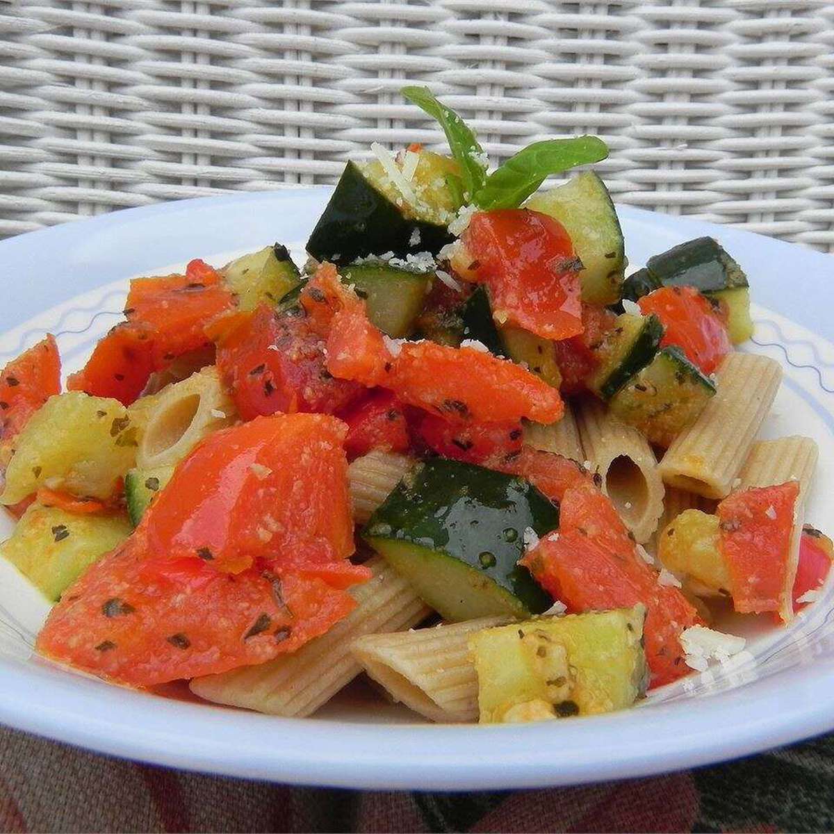 Fresh Cucumber Tomato Sauce Recipe