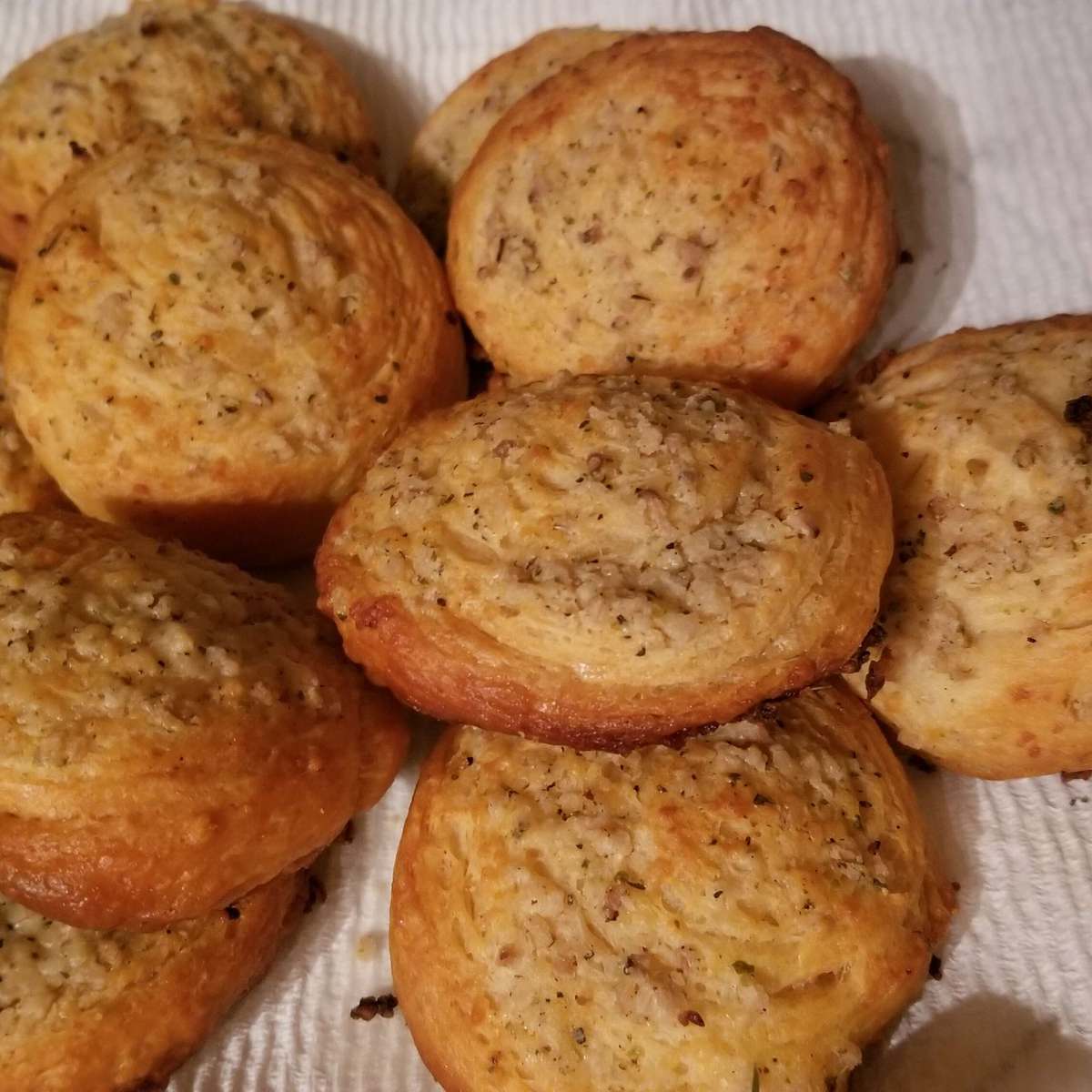 Easy Crescent Roll Garlic Bread Recipe