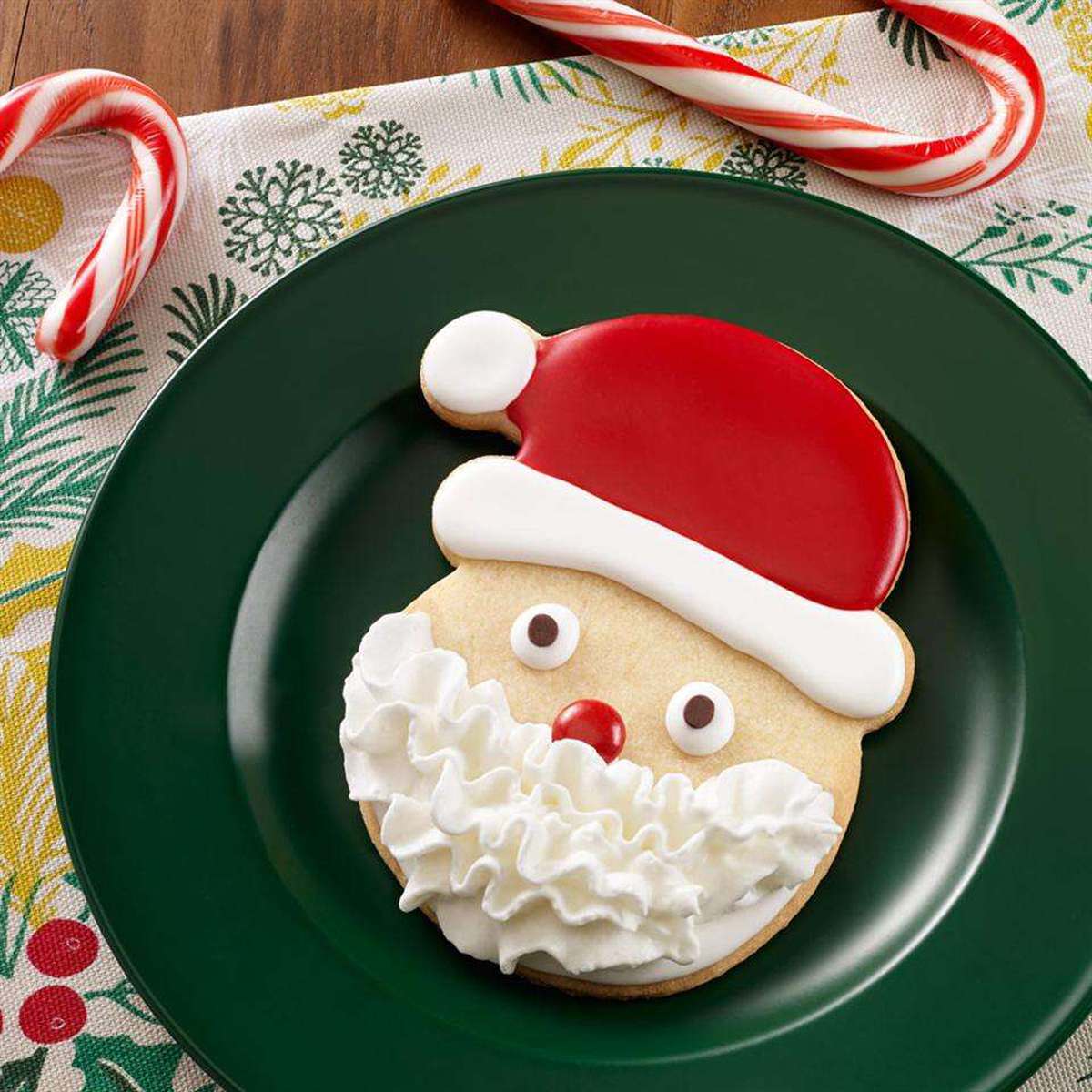 Festive Santa Sugar Cookies: A Holiday Baking Delight