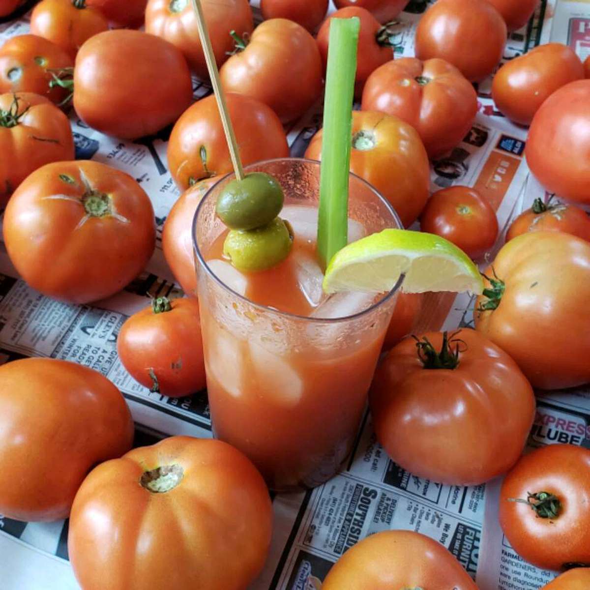 Homemade Bloody Mary Mix for Canning: A Spicy Garden-Fresh Recipe
