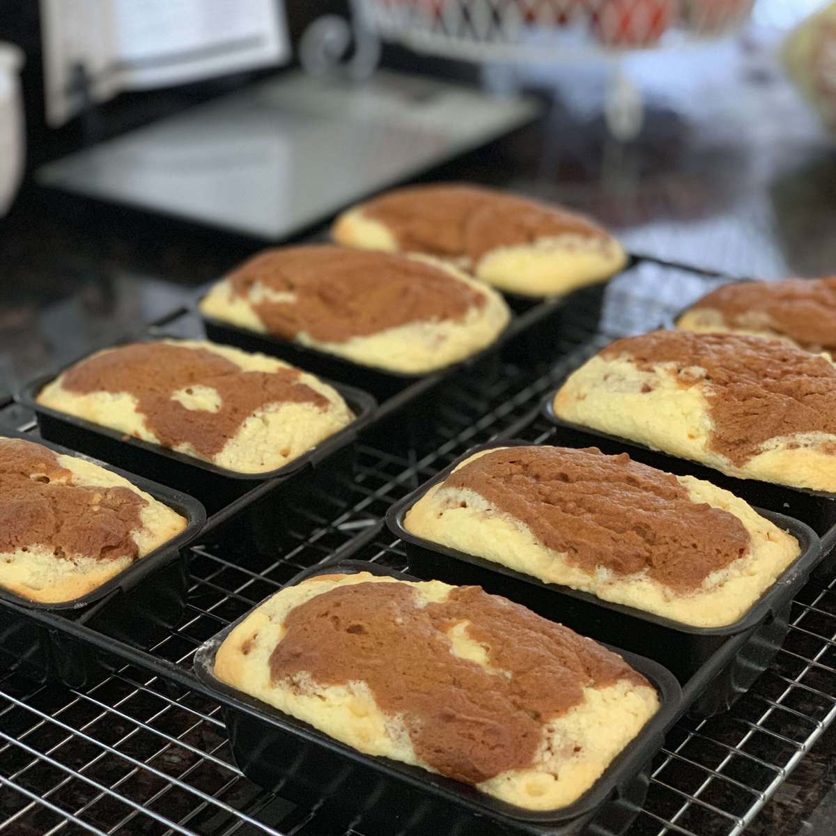 Pumpkin Cream Cheese Mini Loaves: A Fall Baking Delight