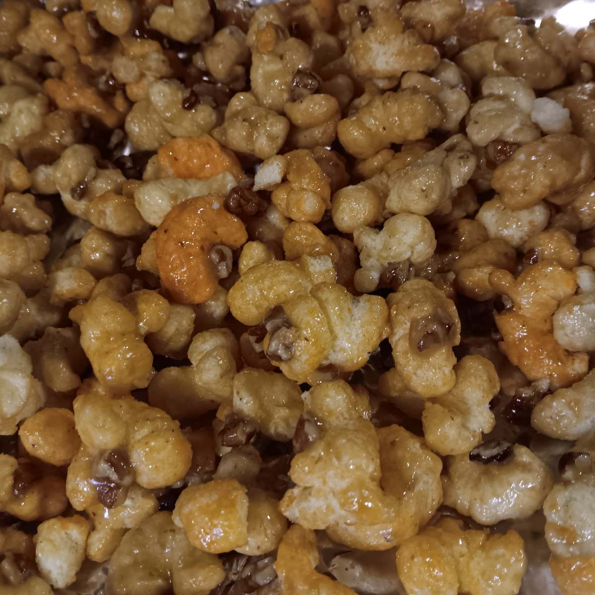 Easy Puffed Caramel Corn Recipe