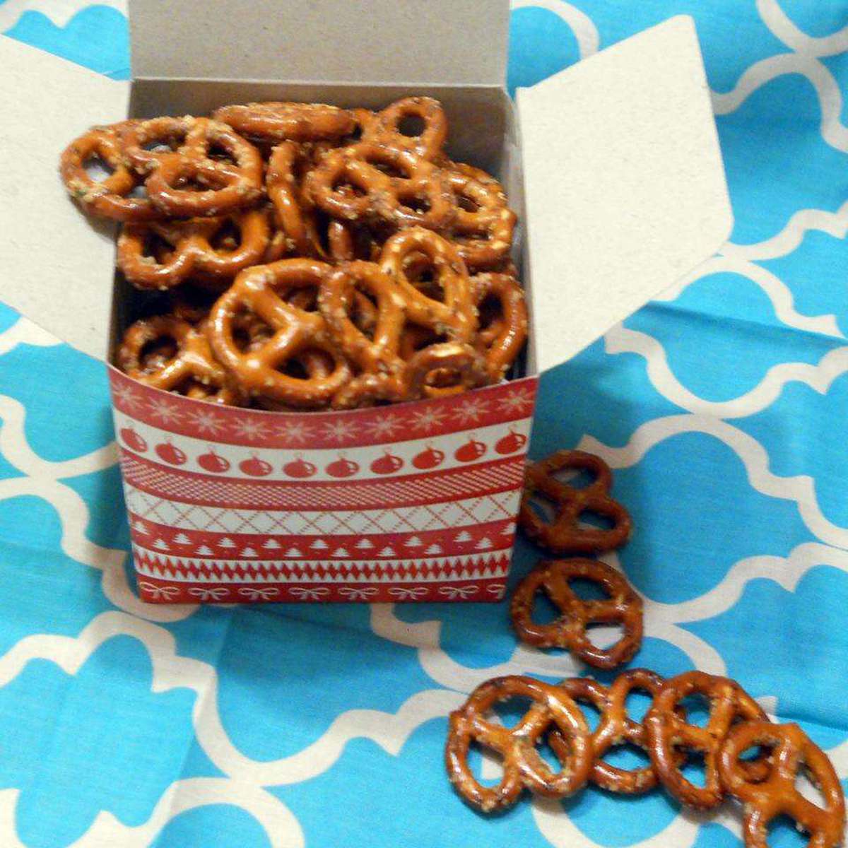 Easy Spicy Pretzels Recipe: A Quick & Flavorful Snack