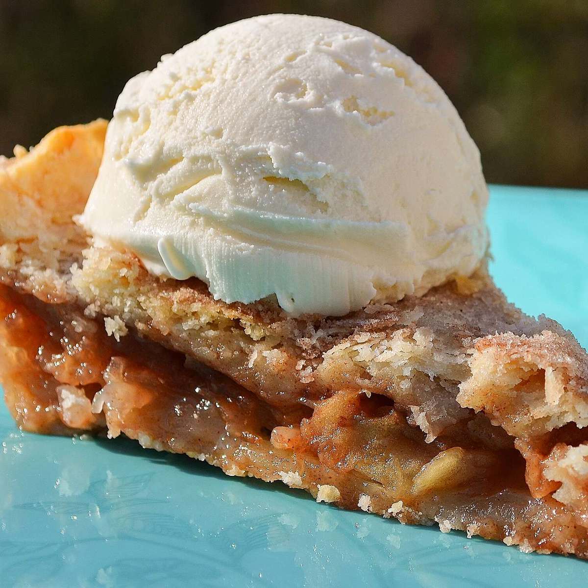 Easy Sunday Apple Pie Recipe