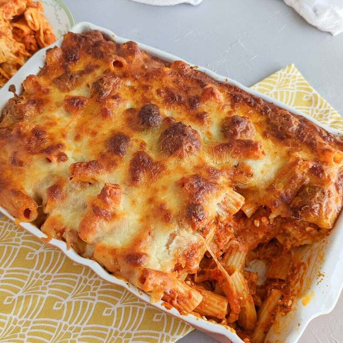 Meatball Pasta Bake: Easy Casserole Recipe