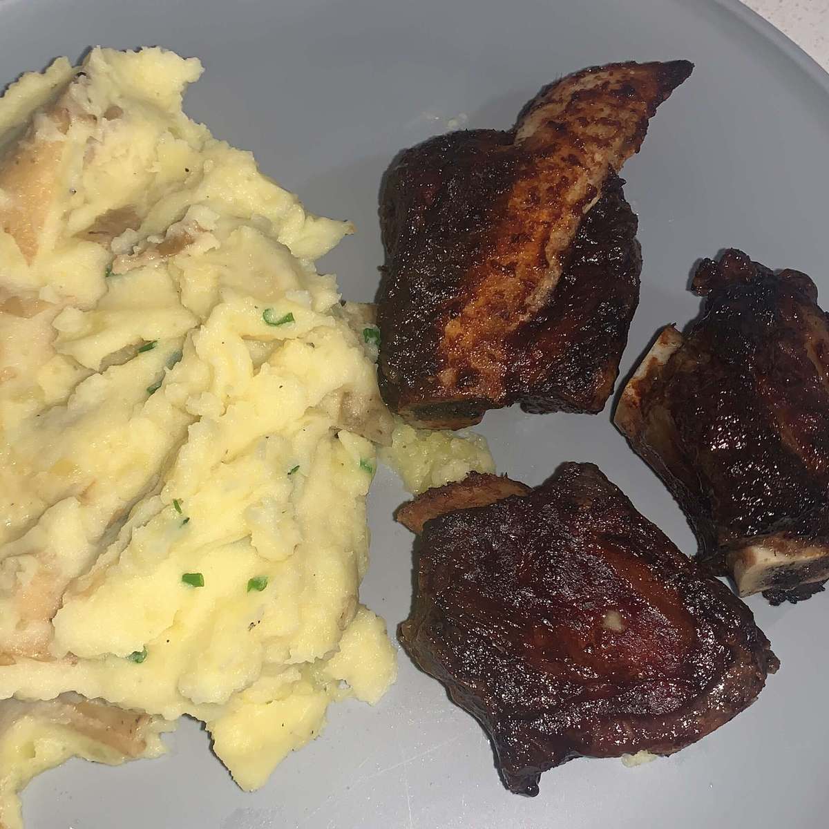 Oven-Baked Beef Ribs: An Easy Recipe