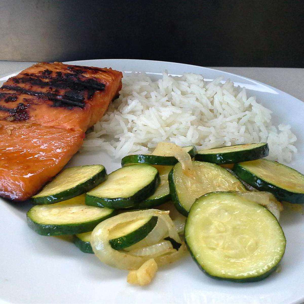 Zippy Zucchini Recipe: A Quick & Easy Side Dish