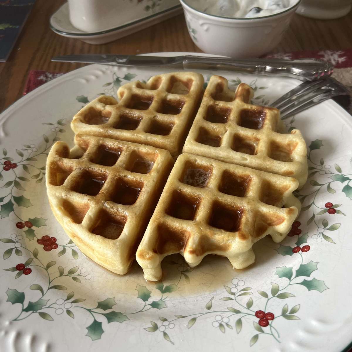 Crispy Homemade Waffles: A Classic Recipe