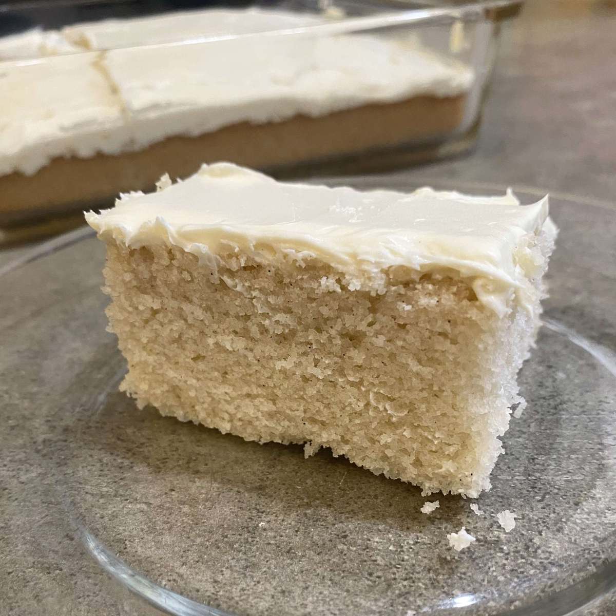 Easy 4-Ingredient White Cake Recipe