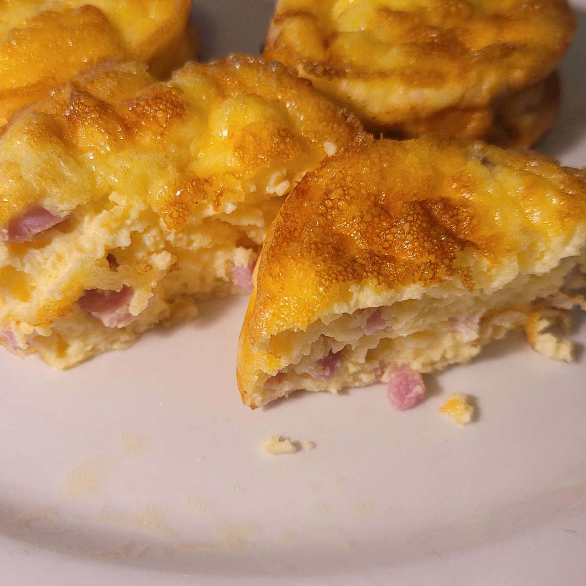 Ham and Cheddar Mini Quiche Recipe