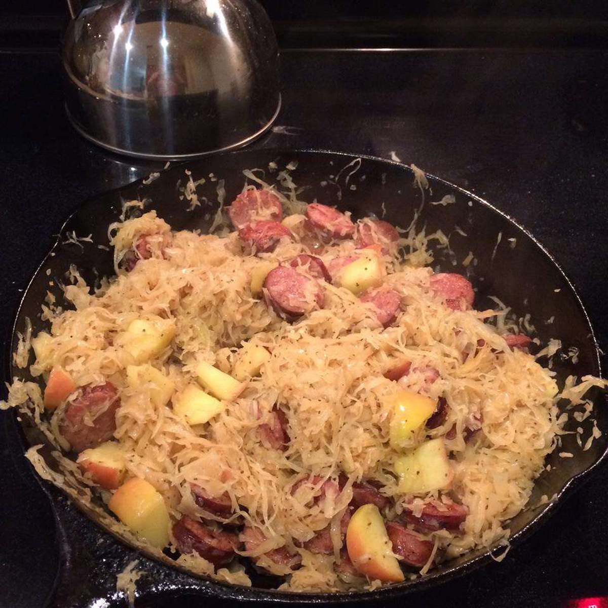 Sausage and Sauerkraut Recipe: A Quick German-Inspired Meal