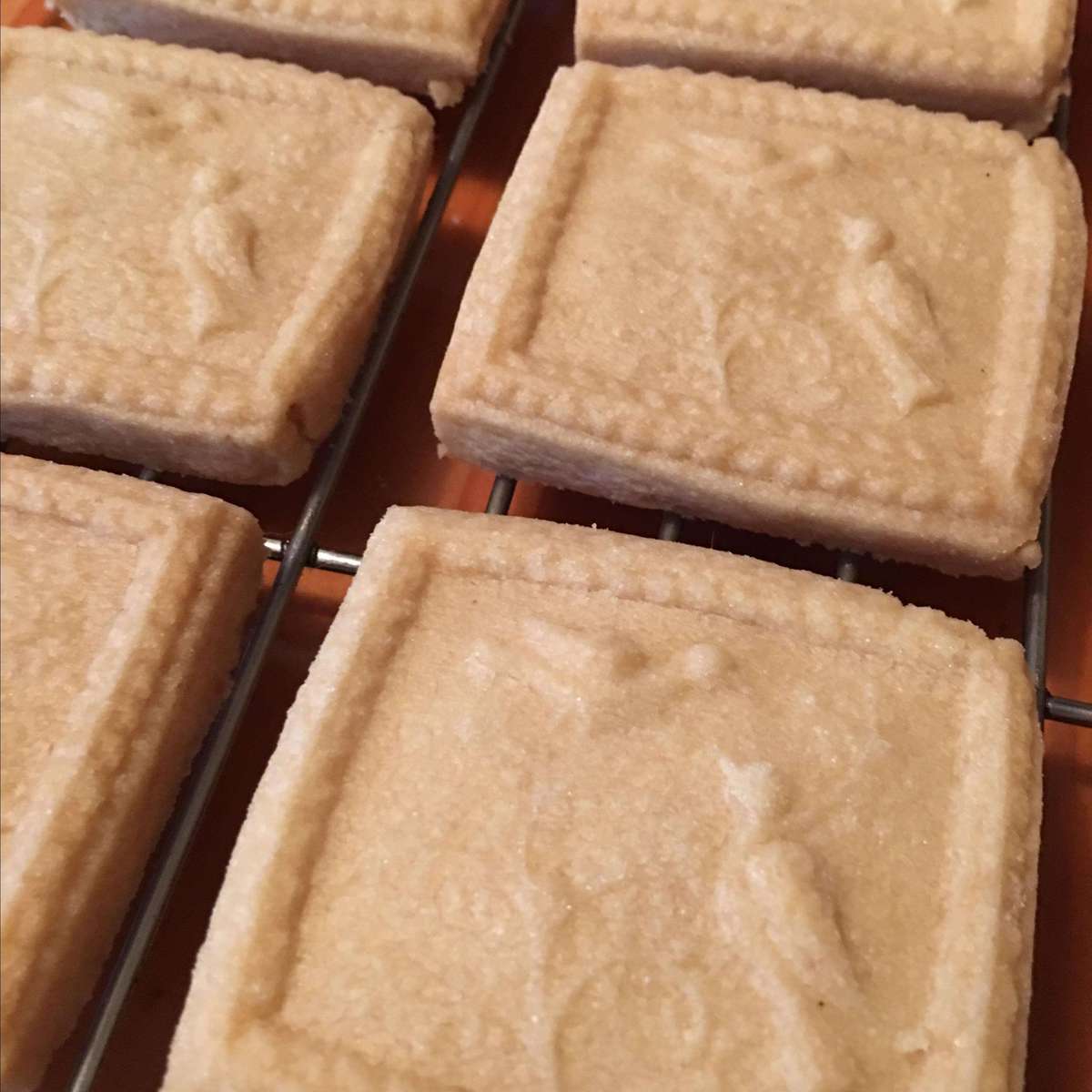 Easy Almond Shortbread Cookie Recipe