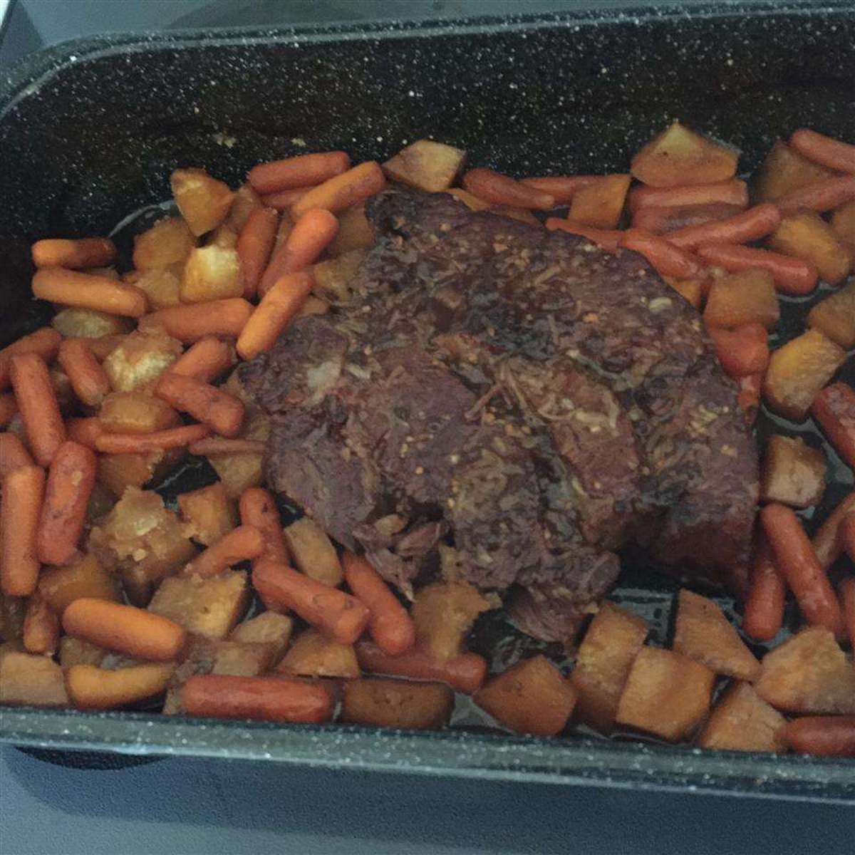 Delicious Apple Pot Roast Recipe: A Sweet & Savory Delight