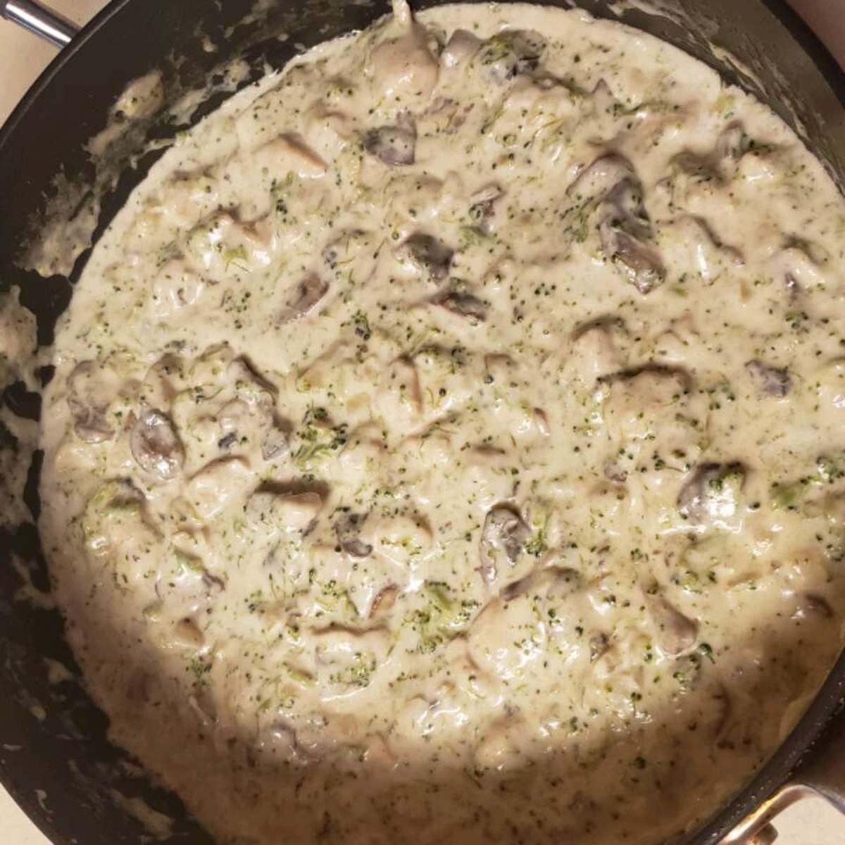 Easy Homemade Chicken Fettuccine Alfredo Recipe