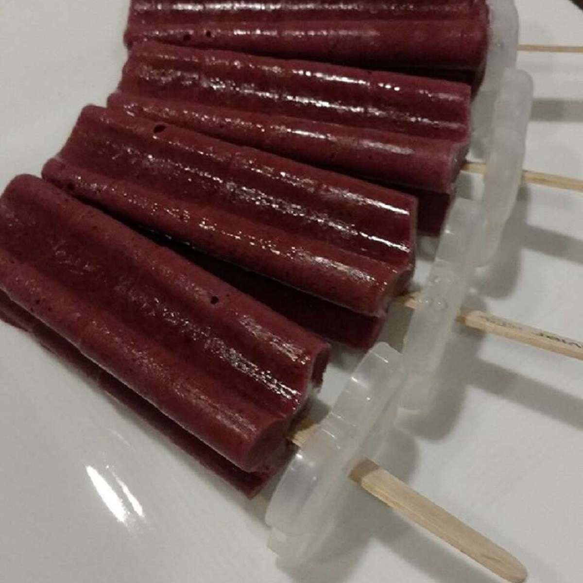 Easy Homemade Fruit Popsicles Recipe