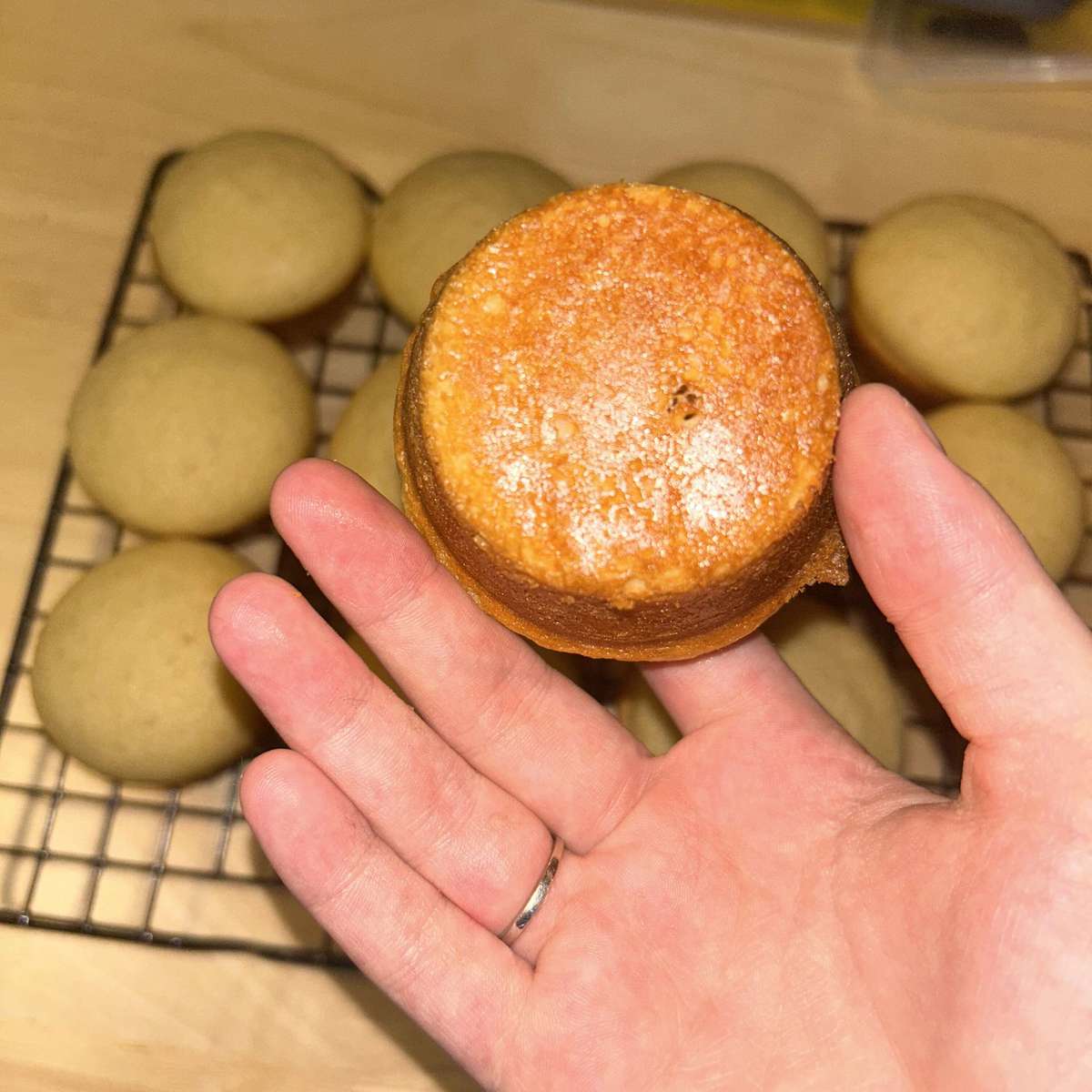 Best Homemade Cupcakes Recipe: Easy & Delicious!