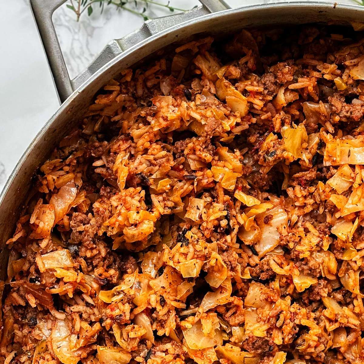 Easy Beef and Cabbage Casserole (Lazy Golumpki Recipe)