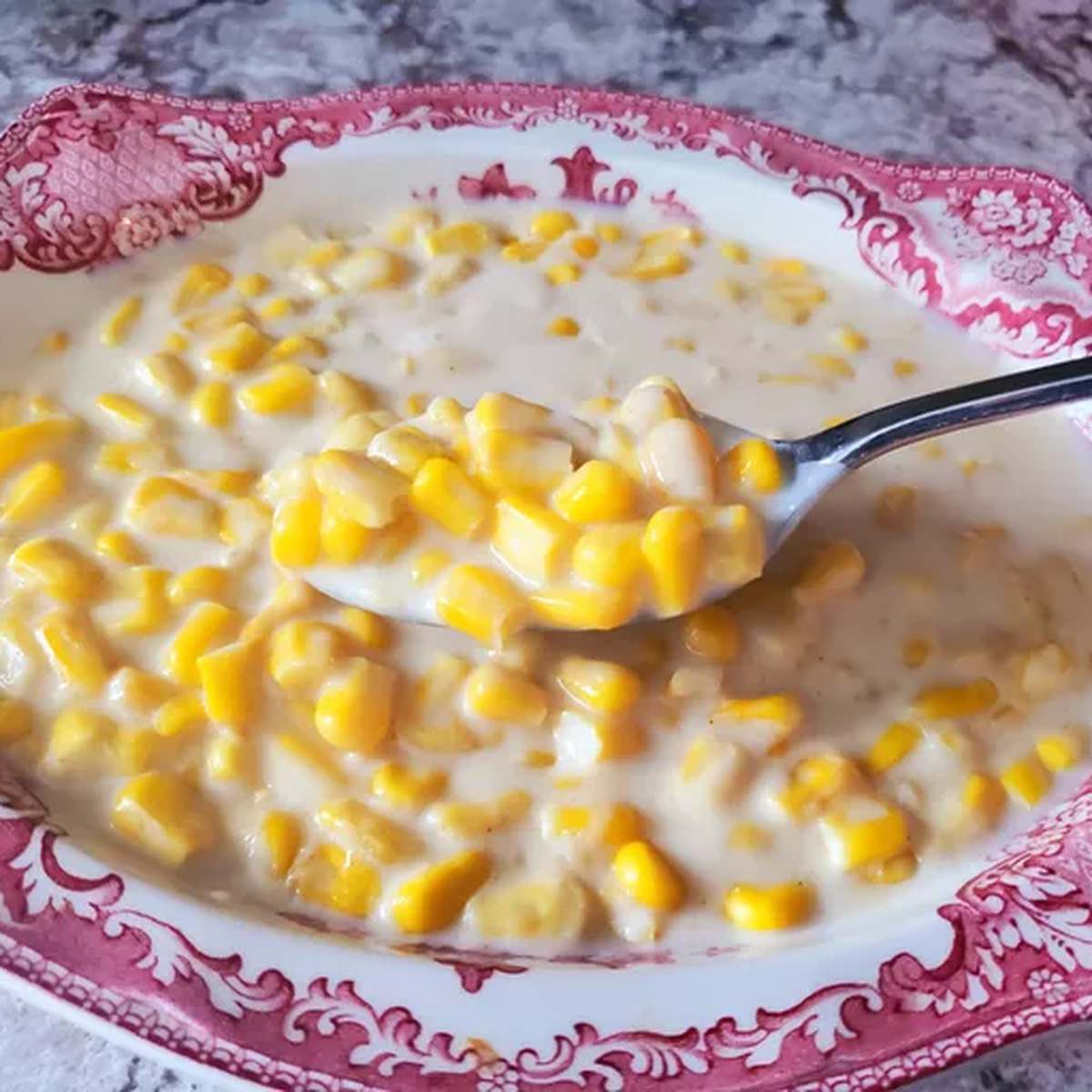 Easy Creamed Corn Recipe for a Crowd