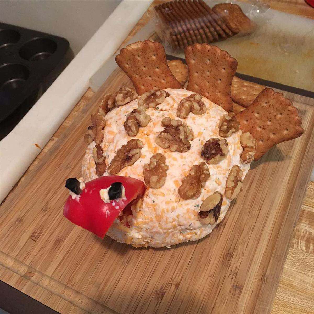 Festive Christmas Cheese Ball Recipe