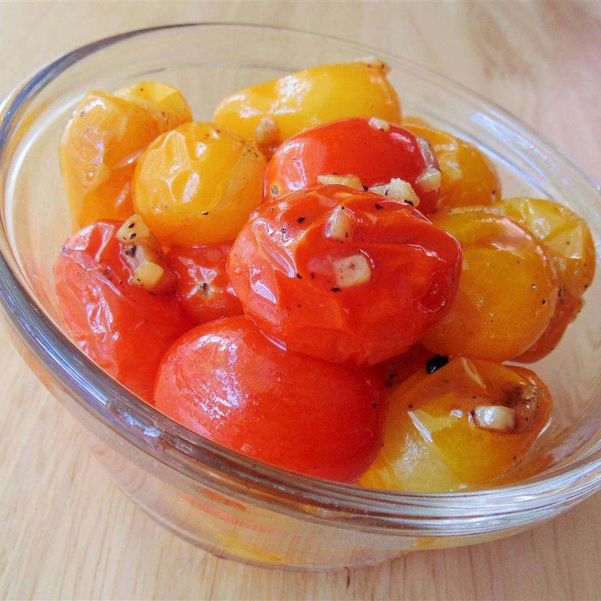 Oven Roasted Cherry Tomatoes: Easy Recipe