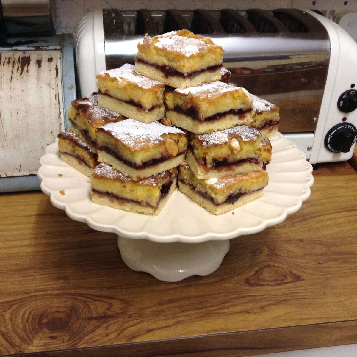 Easy Bakewell Slice Recipe