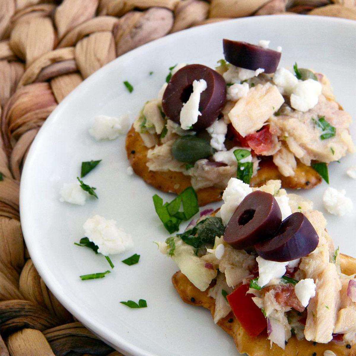 Mediterranean Tuna Bites: A Healthy Snack Recipe