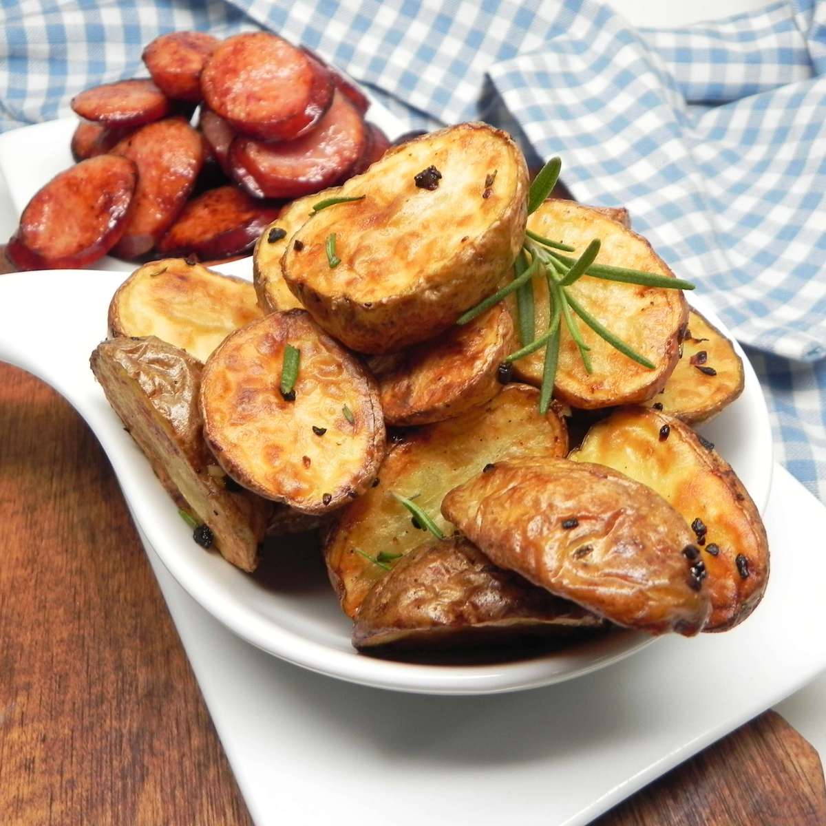 Crispy Air Fryer Rosemary Garlic Baby Potatoes Recipe