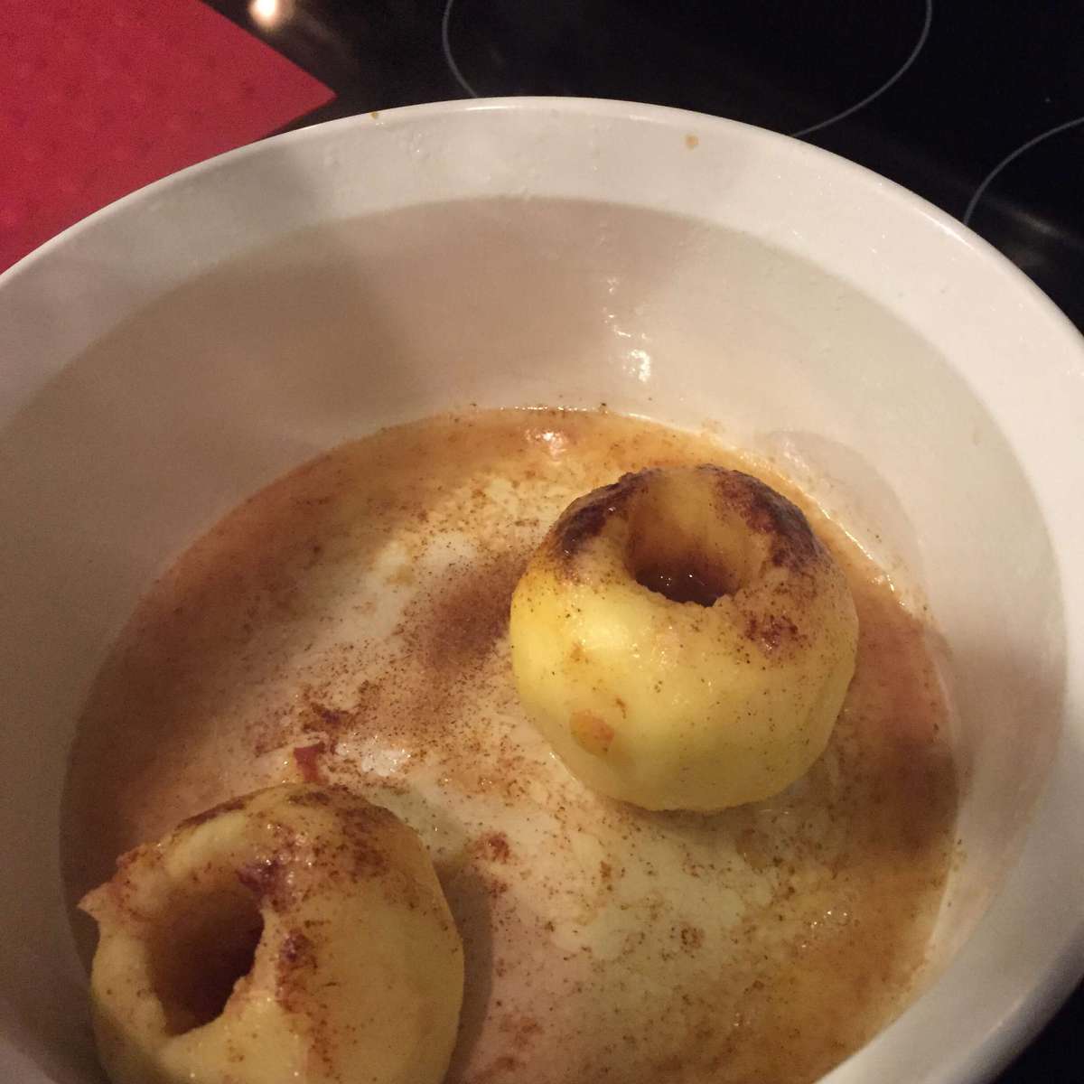 Easy Microwave Baked Apples Recipe
