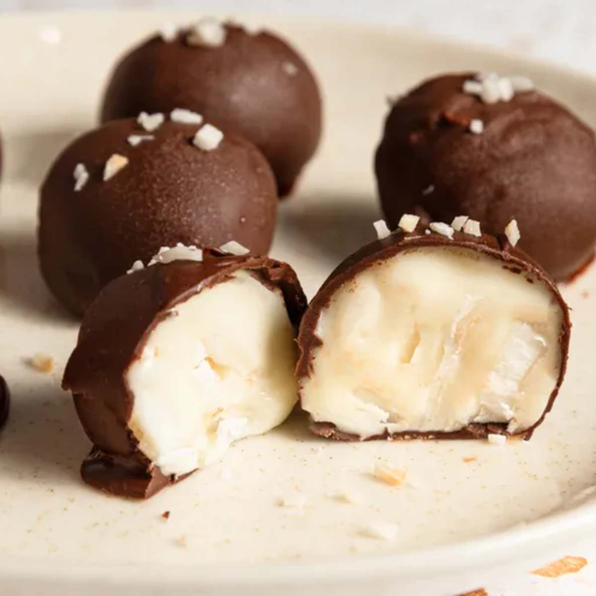 Easy Homemade Coconut Bonbons Recipe