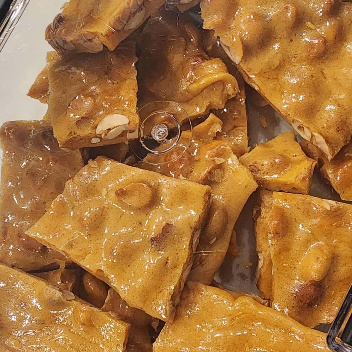 Easy Homemade Peanut Brittle Recipe
