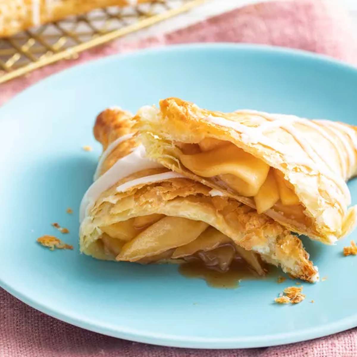 Easy Apple Turnovers Recipe