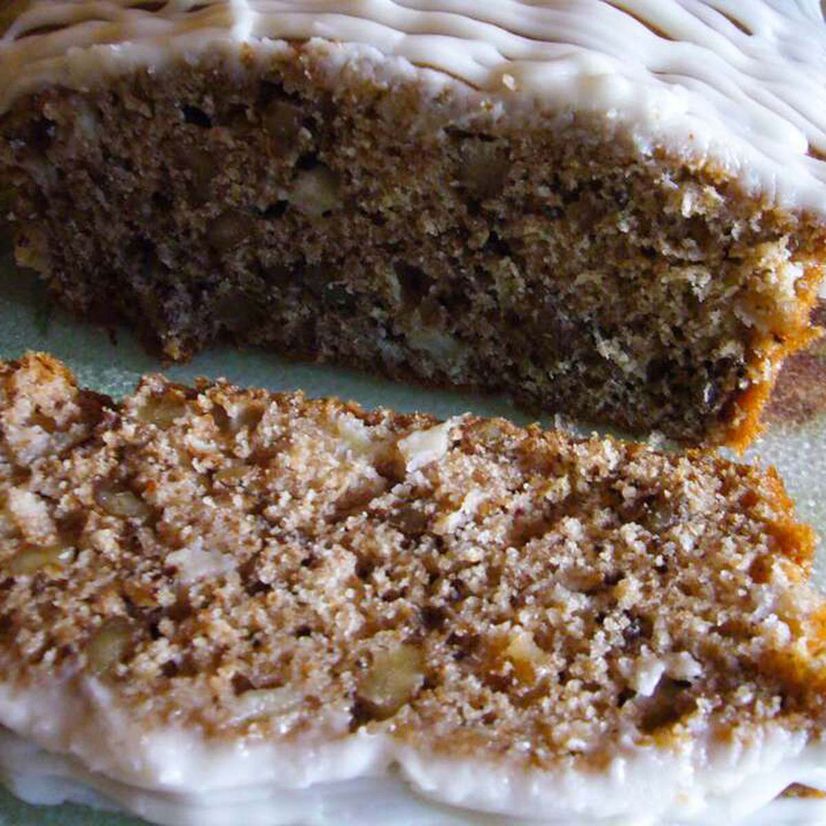Delicious Apple Walnut Bread Recipe